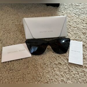 Michael Kors polarized black sunglasses! 🕶️
